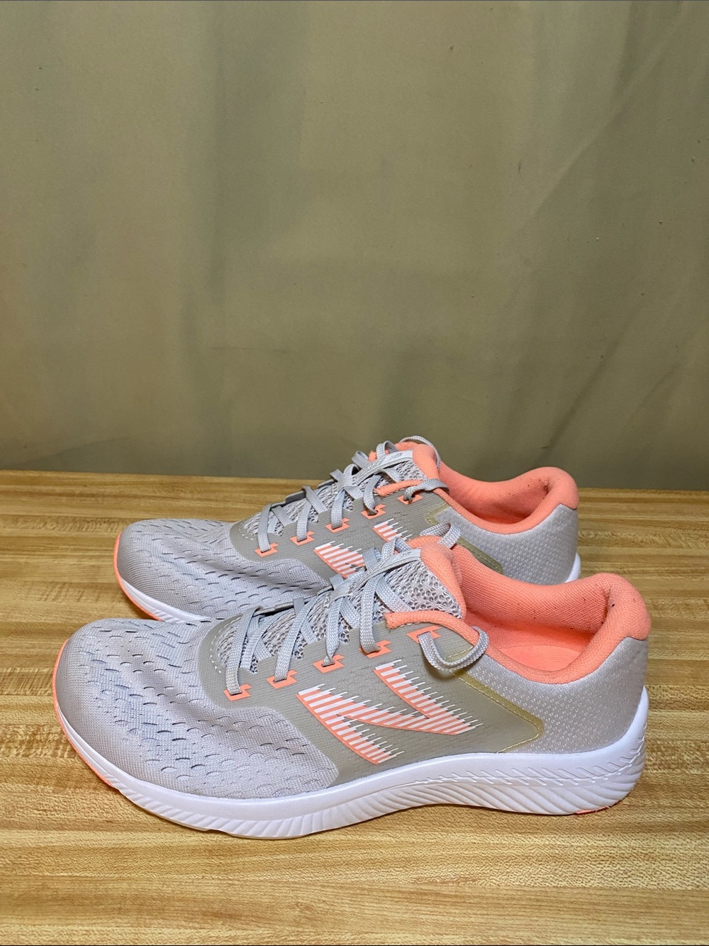 New Balance Drift V1 Running Cross Training Shoes size 9